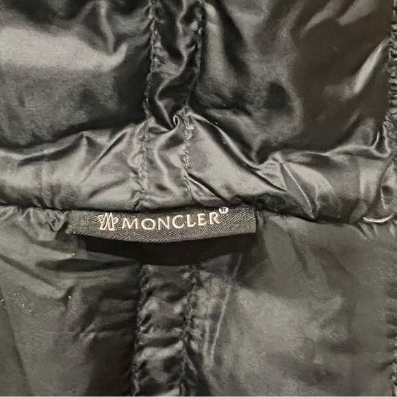 Moncler Lissy Collarless Down Zip-Up Jacket Sz-2 - Picture 16 of 16